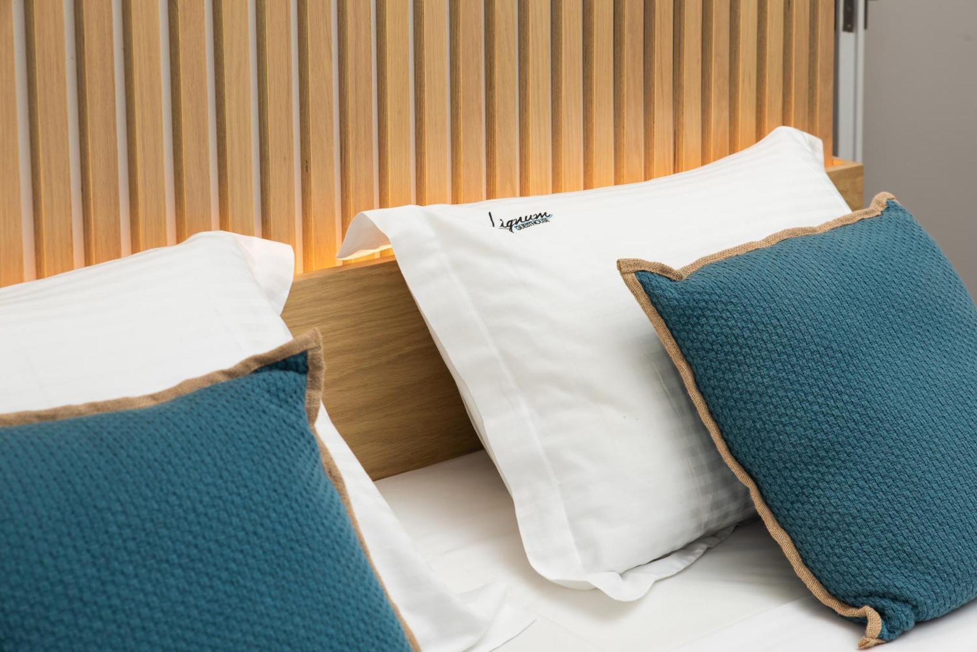 Lignum Suites Chania Hriszí Aktí Haniá Szoba fotó